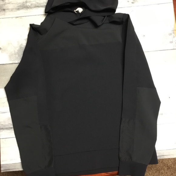 lululemon athletica Tops - LuLuLemon Athletica  Hoodie Pullover (Women's Size M